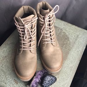 Cliffs by White Mountain Marissa Tan Combat Boots